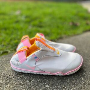 Nike Air Zoom Pulse Nurse Slip on Shoes Sz 7